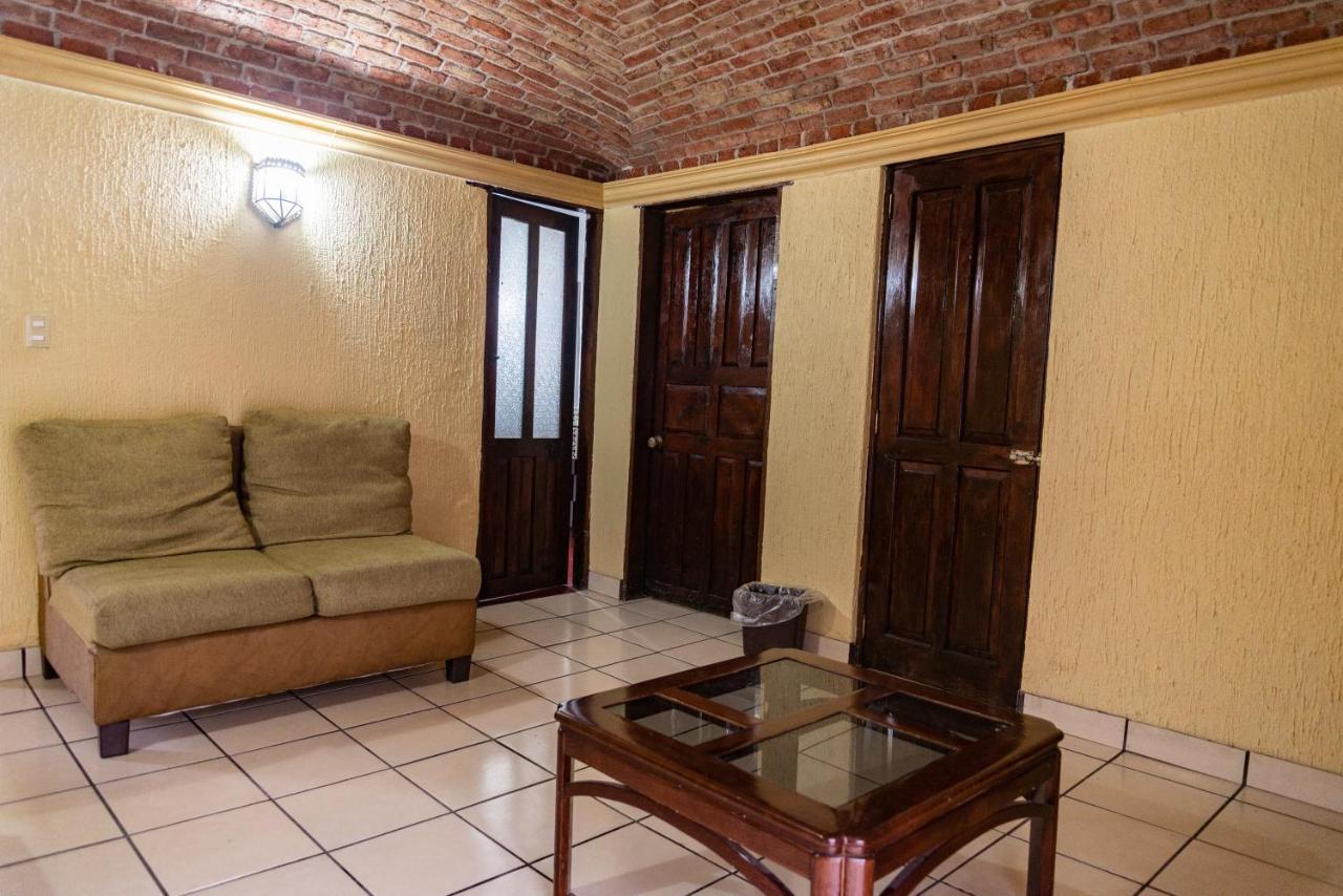 Hacienda De Cobos Hotel *