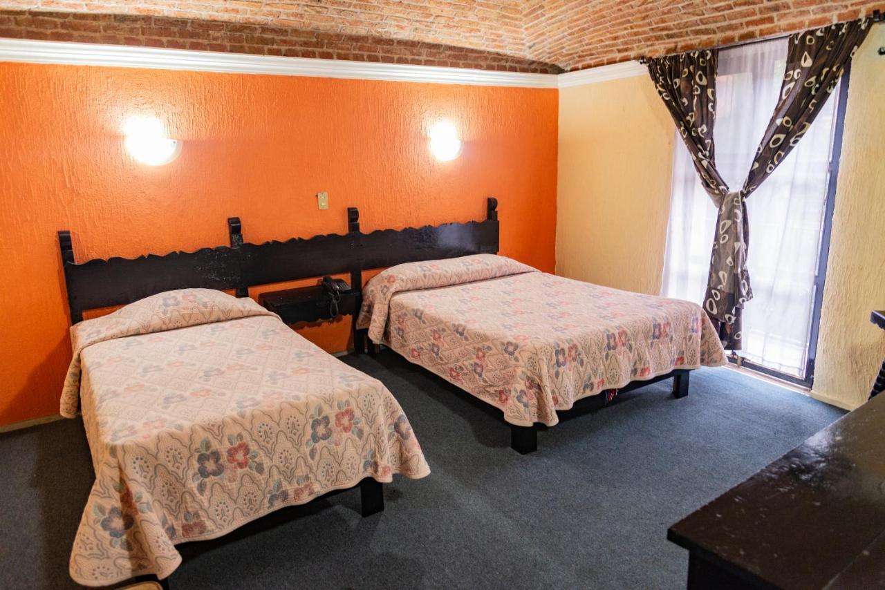 Hacienda De Cobos Hotel *