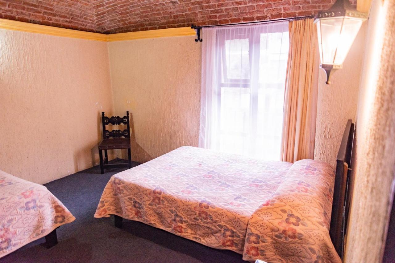 Hacienda De Cobos Hotel *